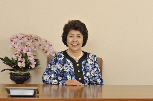 壽子理事長写真DATA(2013).JPGのサムネイル画像
